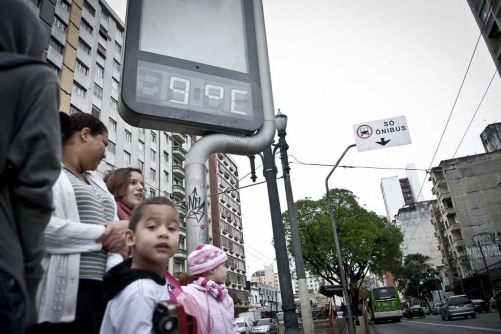 Semana começa fria e com ar seco na maior parte do BR