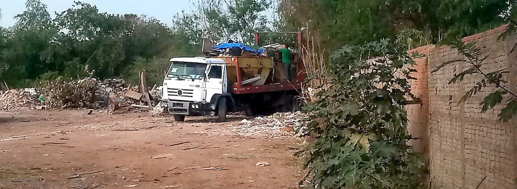 Polícia Militar recupera carreta roubada carregada de soja e prende suspeito por sequestro e cárcere privado