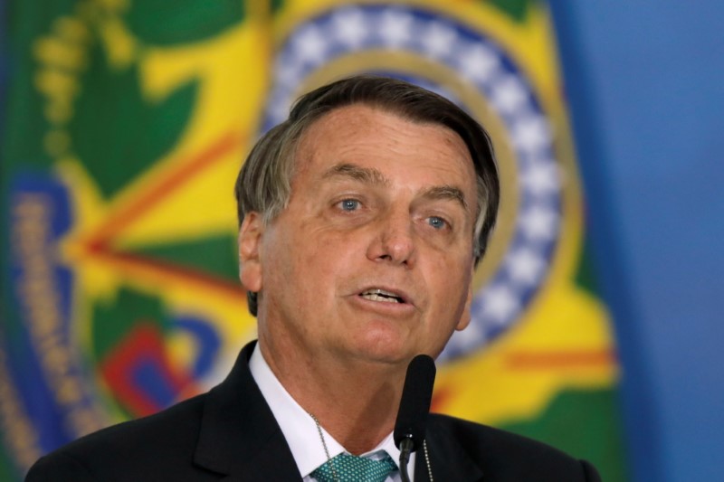 Bolsonaro e PL pretendem lançar Michelle, Flávio e Eduardo ao Senado Federal: Carlos  por MT