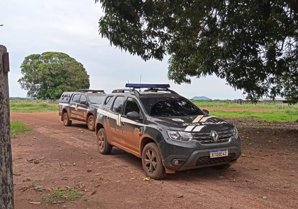 Mulher que comandava boca de fumo é presa pela Polícia Civil durante operação em Confresa