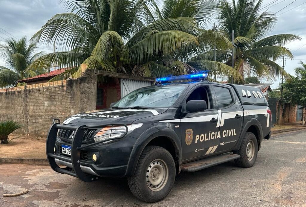 Trio é preso pela Polícia Civil por aplicar golpe em vítima de 50 anos