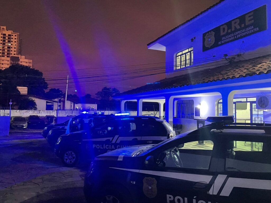 Polícia Civil cumpre 39 mandados contra associação criminosa que atuava com tráfico em MT e outros 3 estados