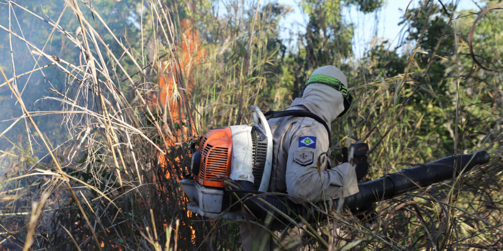 Bombeiros se reúnem com Comando Operacional para alinhamento estratégico de combate aos incêndios no Pantanal