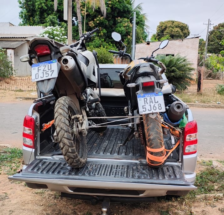 Polícia Civil recupera duas motocicletas furtadas em casa abandonada