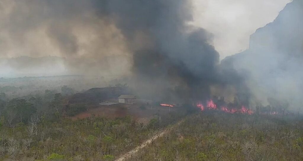 Polícia Civil prende suspeito de provocar incêndio em propriedade rural no distrito de Aguaçu